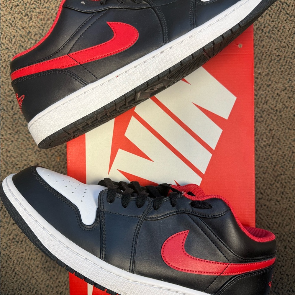 Jordan 1 Low White Toe - Men's Black and Red Sneakers